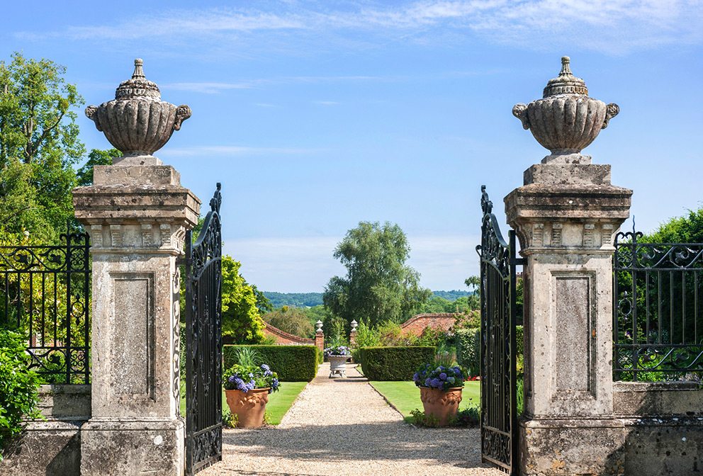 Four Seasons Hampshire Gate to the Gardens