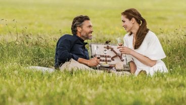 5 Swoon-Worthy Summer Picnics