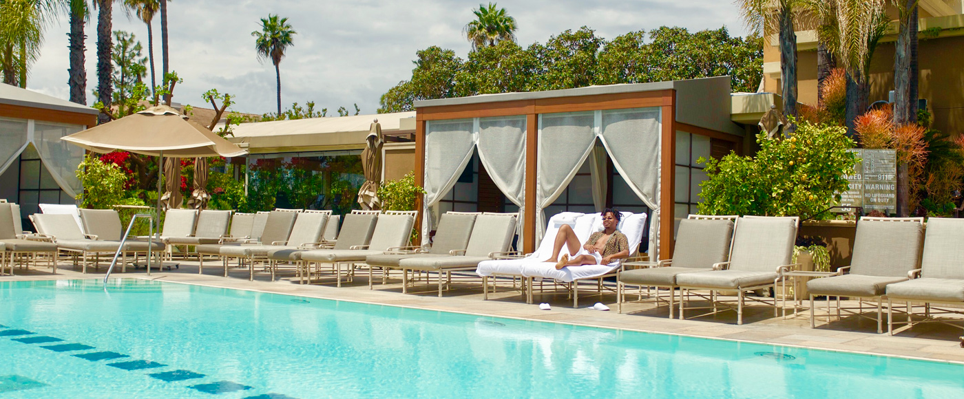 Hollywood Staycation Banner