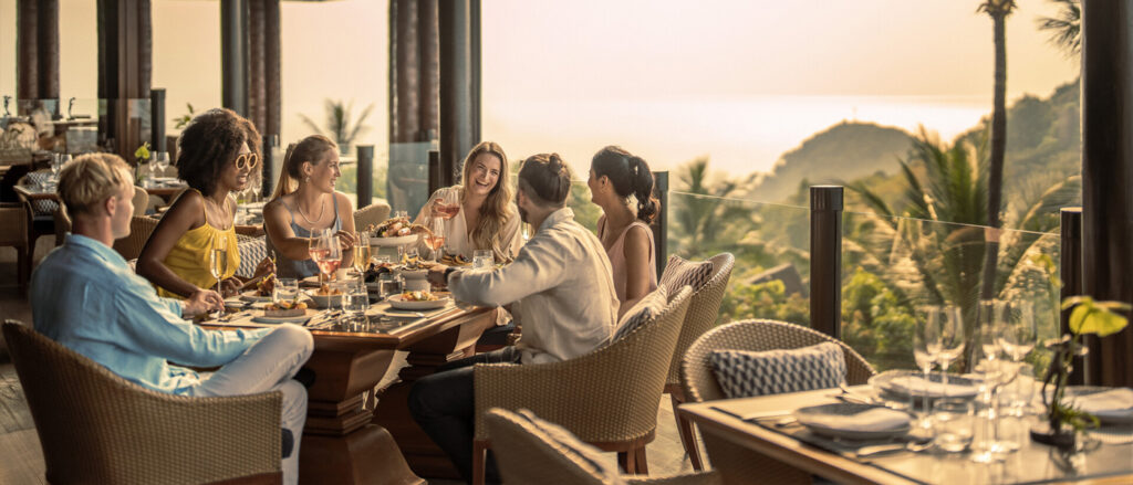 4 Ways to Travel Together This Summer