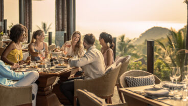 4 Ways to Travel Together This Summer