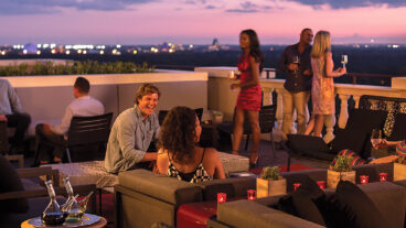 Great Gatherings: 5 Reasons to Host Your Event at Four Seasons