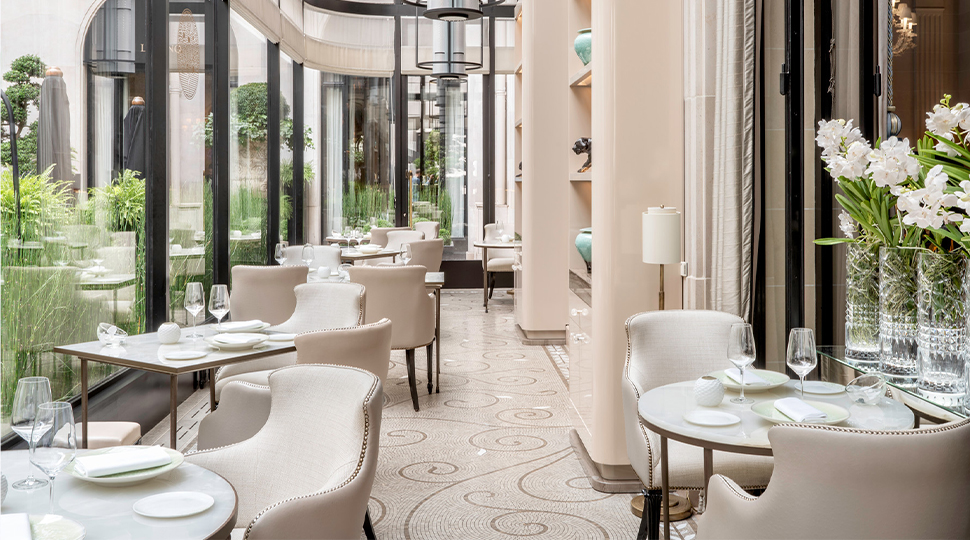 Enclosed terrace at L’Orangerie restaurant in Paris